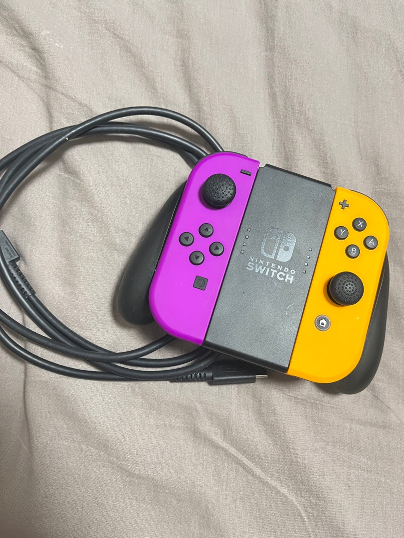 ⭐️原廠Switch 手把+joy-con充電座一組⭐️, 電玩遊戲, 電玩周邊與