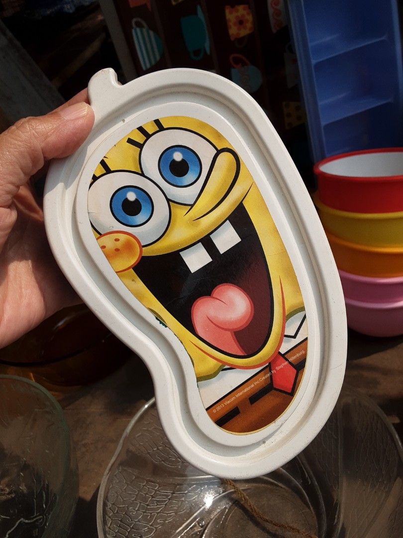 Tempat makan spongebob, Kitchen & Appliances di Carousell