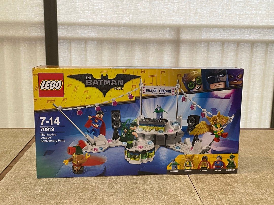 The Justice League Anniversary Party 70919 LEGO BATMAN DC SUPERHEROES SEALED NEW IN BOX