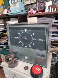 (Category: ) located in . Submitted by rental_of_vintage_item_katong (Listing ID 1206492256, Image 1). Description: .