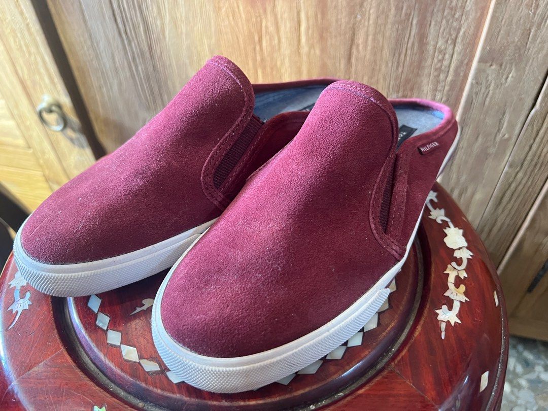 Tommy hilfiger velvet clearance sneakers