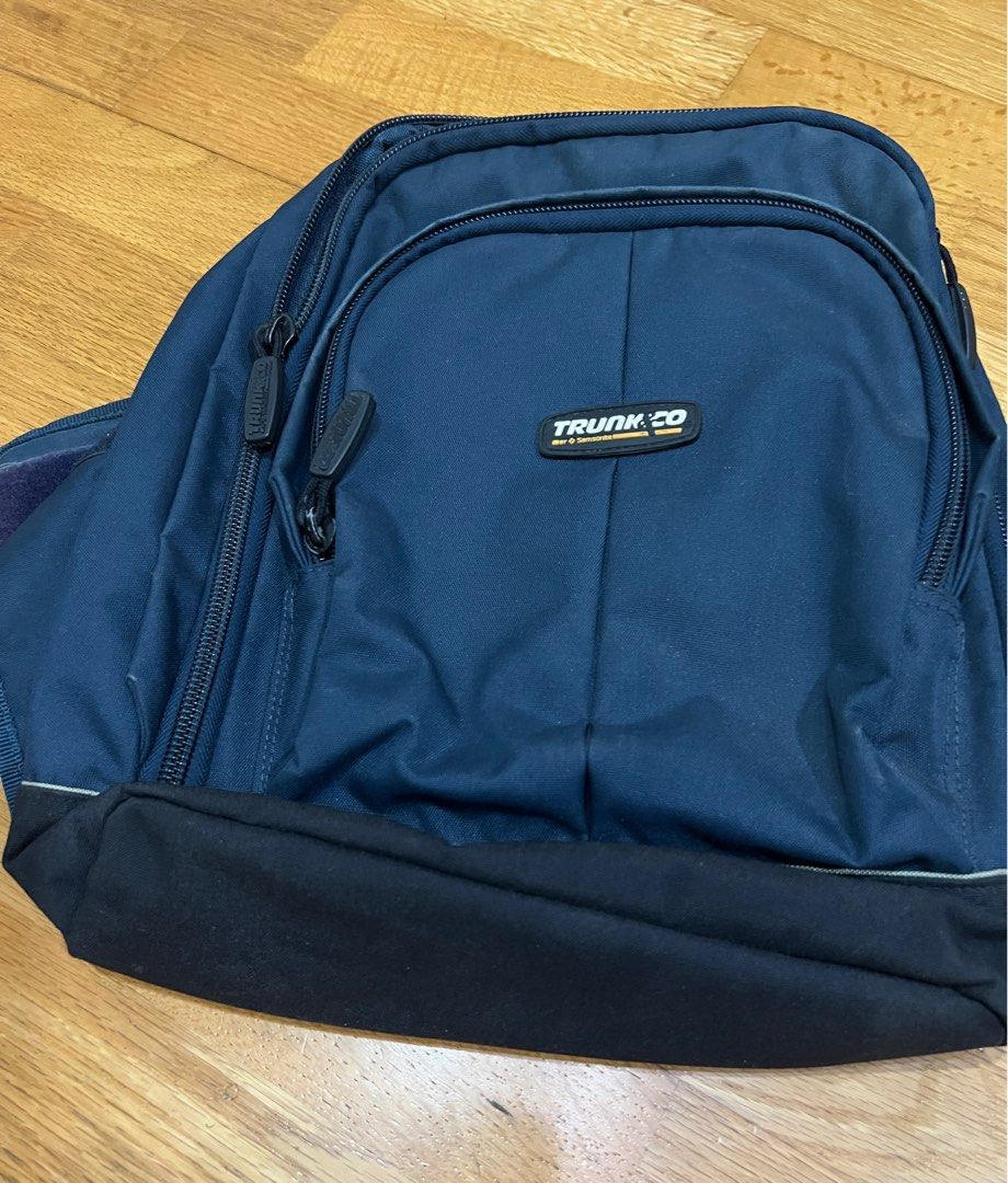 Trunk Co by Samsonite Men s Fashion Bags Backpacks on Carousell