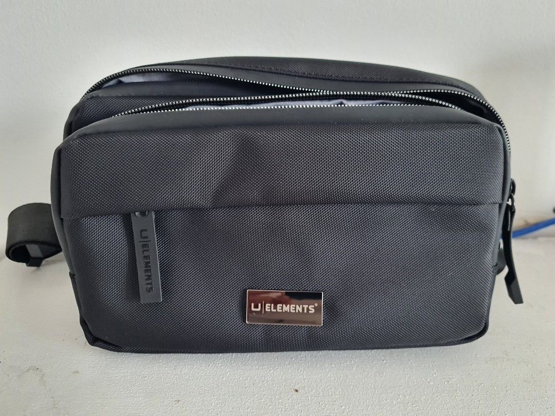 U Elements Adapt Metro Multifunctional Hip, Men's Fashion, Bags, Belt