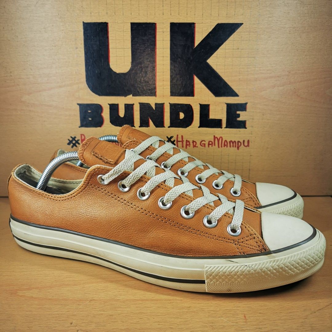 Tan converse men clearance