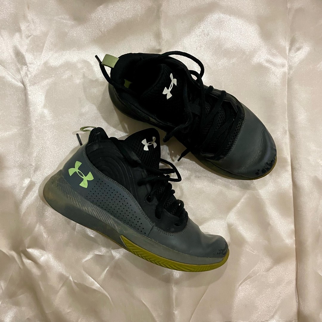 Under armour kids shoes shop