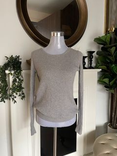Uniqlo grey knitwear