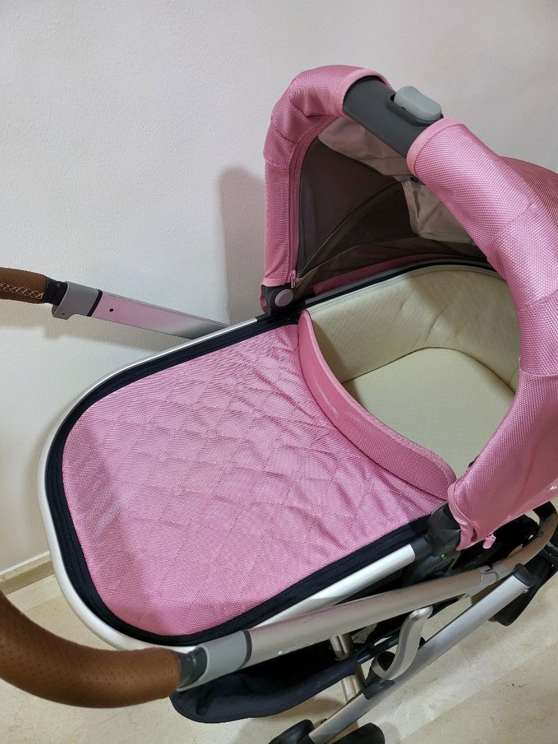 Uppababy best sale vista sabrina