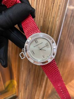 (Category: ) located in . Submitted by redrabbitluxury_singpore (Listing ID 1256031000, Image 1). Description: .