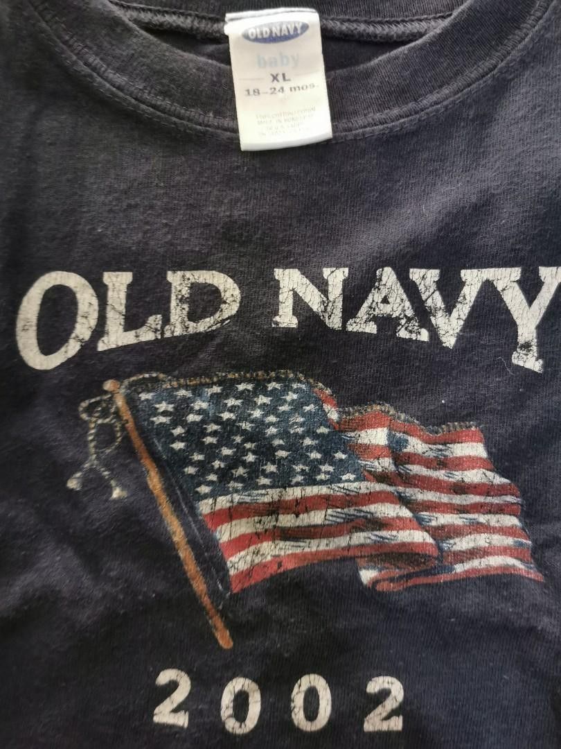 Vintage Old Navy Flag 2001 tee, Old navy flag tee