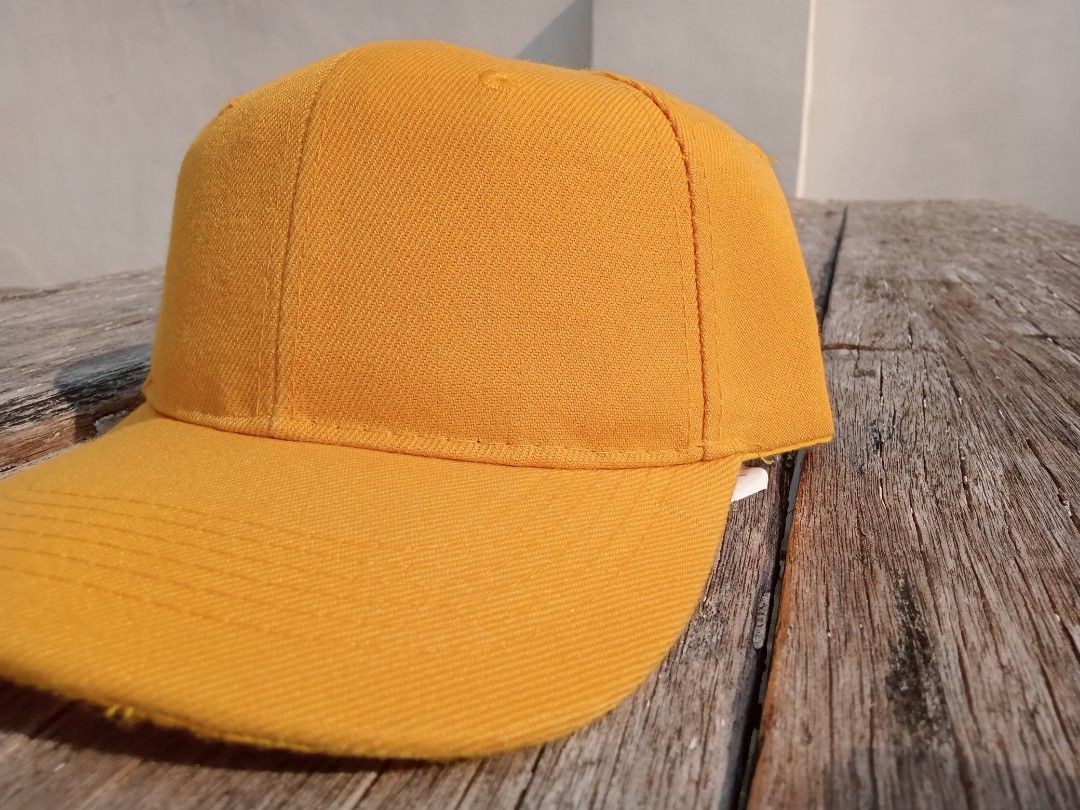 Vintage Yellow Plain Hat (wool) (Category: Caps & Hats) located in Bacoor. Submitted by round2pinas (Listing ID 1255947971, Image 2). Description: Vintage Yellow Plain hat Lakers colorway in good condition Perfect sa custom ebroidery of your own choice.