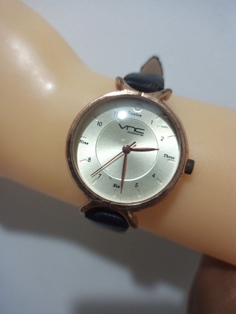 VNC Ladies watch, Women's Fashion, Watches & Accessories, Watches on Carousell