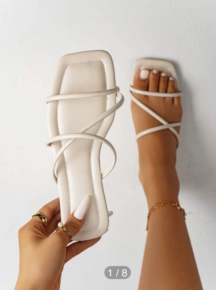 WHITE FLAT SANDALS