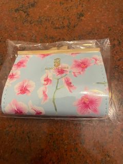 (Category: ) located in . Submitted by lieweeee (Listing ID 1255965955, Image 1). Description: .
