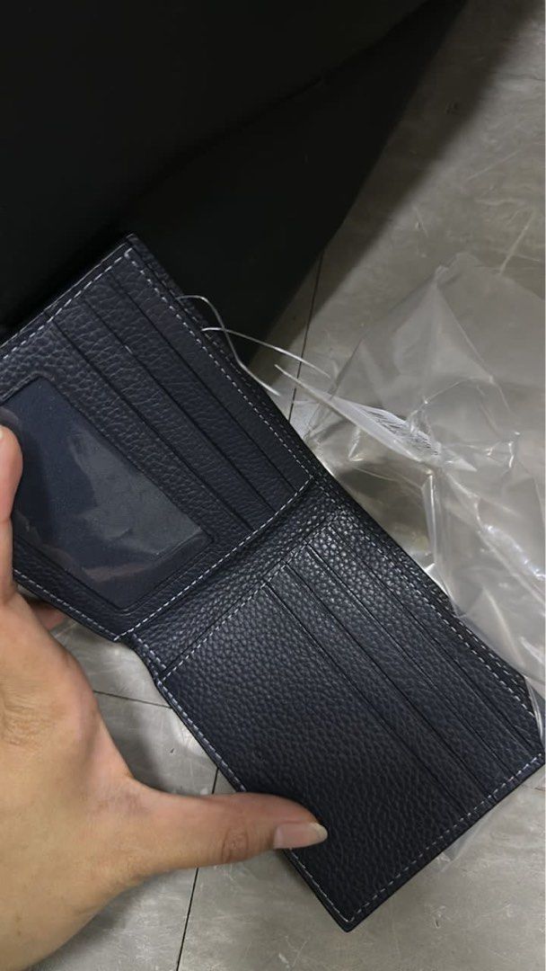 Coach wallet serial discount number