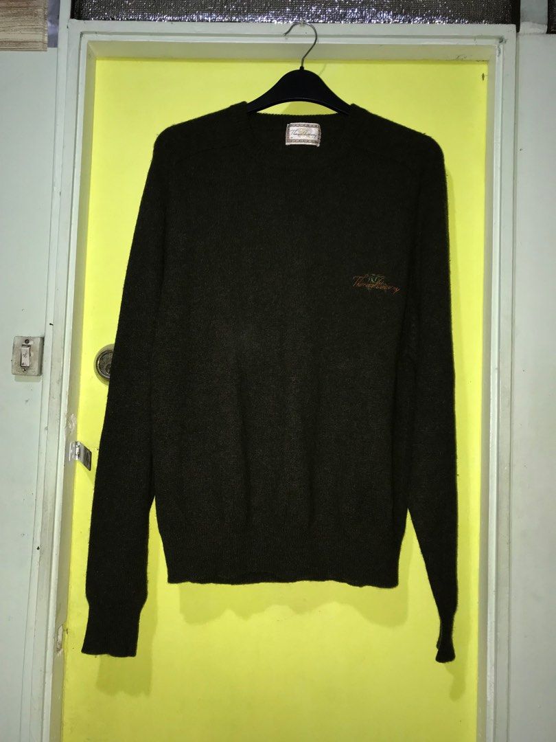 🐑 Thomas Burberry Logo 💯 Lambswool Sweater Dark Army Green not Black  Men's Unisex Rare Vintage Top from England, Men's Fashion, Tops u0026 Sets,  Tshirts u0026 Polo Shirts on Carousell