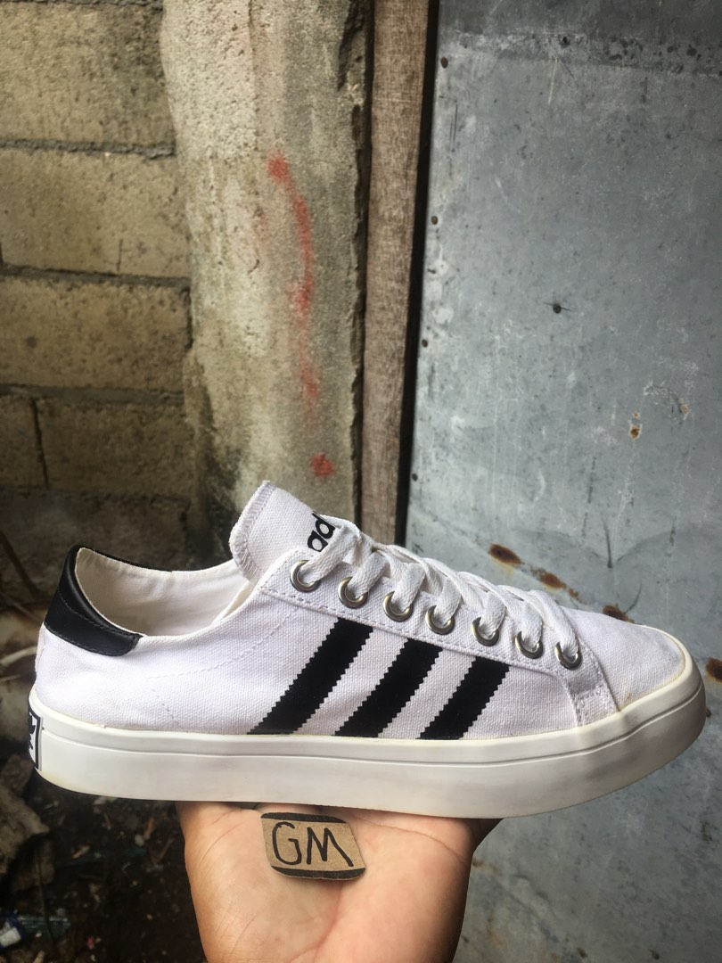Adidas CourtVantage BL