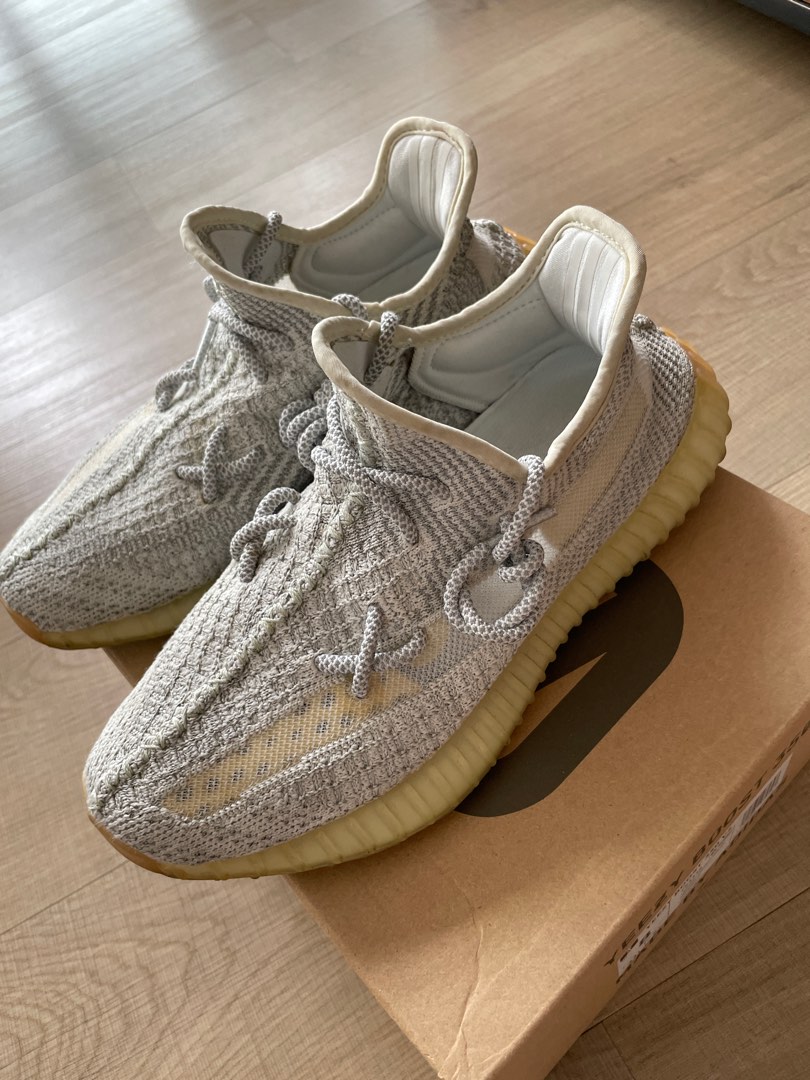 adidas Yeezy Boost 350 V2