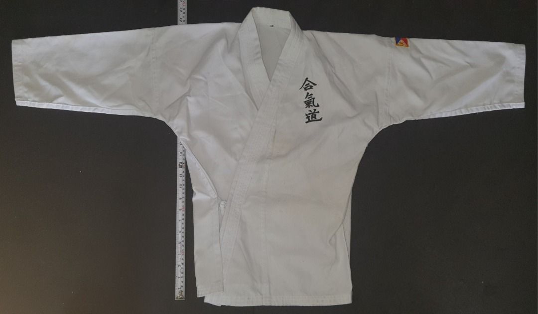 Aikido Uniform for kids (Category: Combat Sports) located in Mandaluyong City. Submitted by gamsy (Listing ID 1256130783, Image 3). Description: .