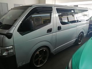 Almost new CHEAP Toyota Hiace VAN diesel 2.8A Auto for long term leasing. $1600 per month