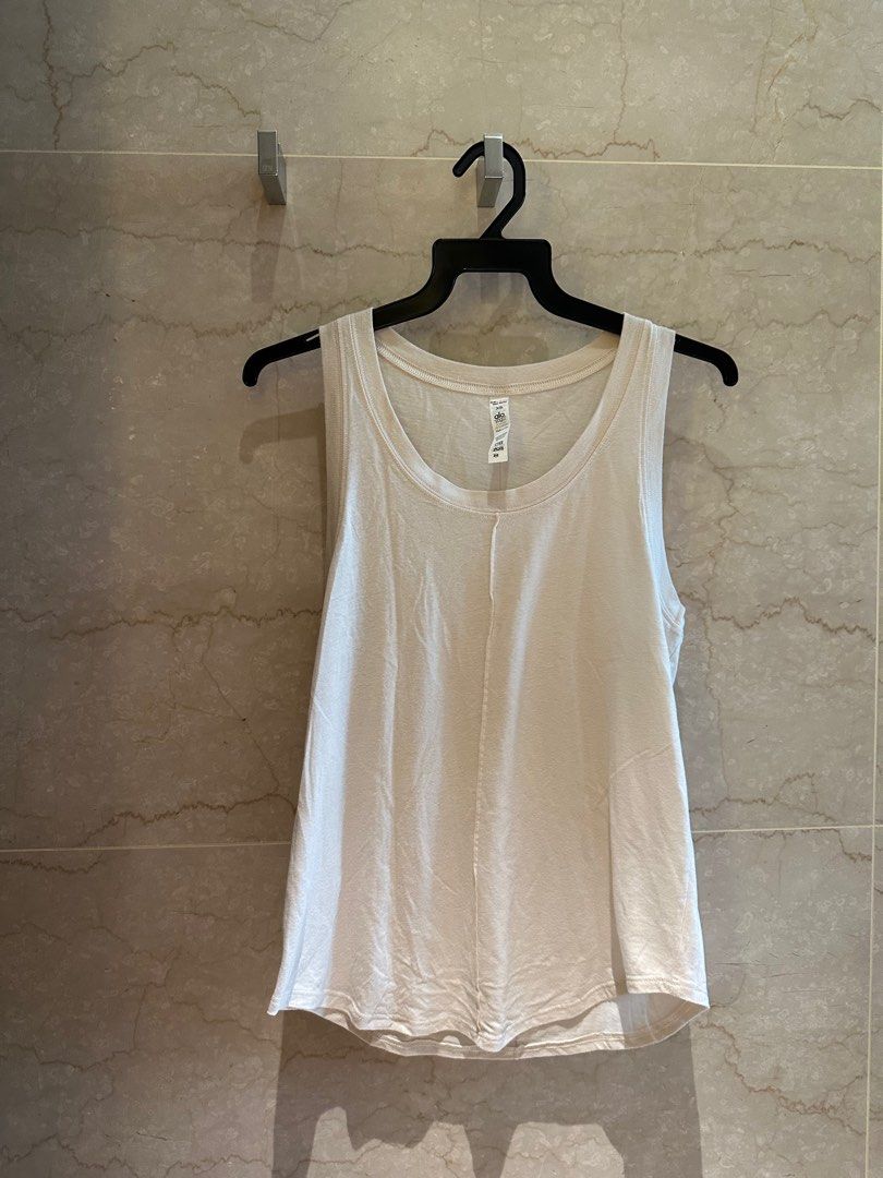 Brand new Hermes yoga top size M, Women's Fashion, Activewear on Carousell
