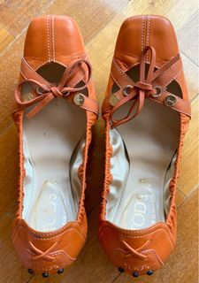 Authentic Tods ballerina shoes