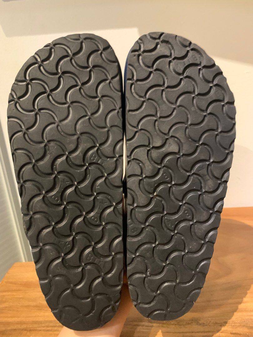 Birkenstock Boston Clogs, Women's Fashion, Footwear, Shoe inserts on Carousell