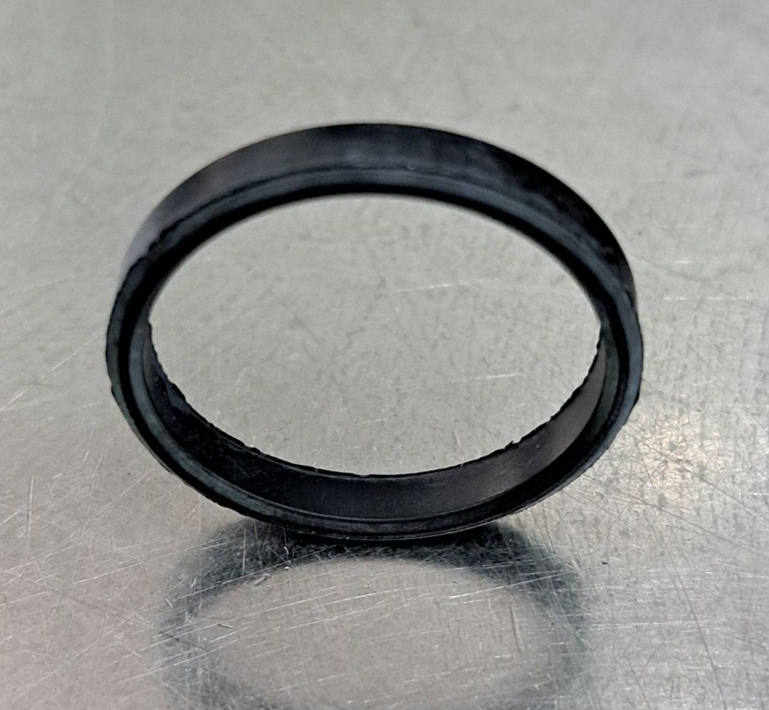 BOSCH 1600206025 GRINDER RUBBER RING, Commercial & Industrial
