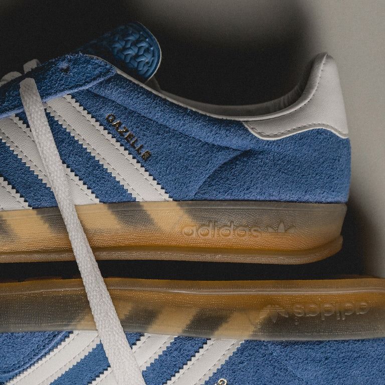Adidas gazelle gum sole blue discount