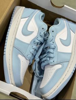 Brand New 波鞋Nike Air Jordan 1 Mid 554725-135, 女裝, 鞋, 波鞋