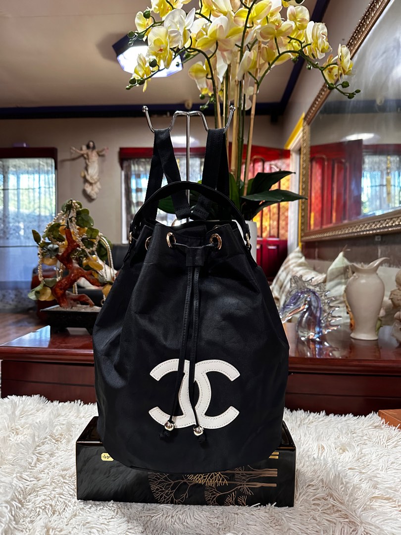 Chanel VIP Backpack Bag Good as New, Luxury, Bags & Wallets on Carousell