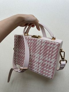 （分類：）位於 。 由 summysis 提交（商品編號 1256153908，圖片 1）。簡介： 。