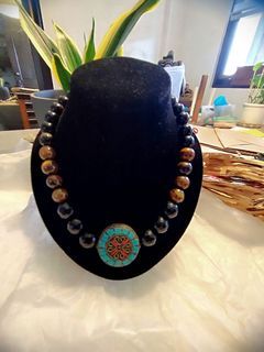 CHOKER NECKLACE  in Intricate Details
