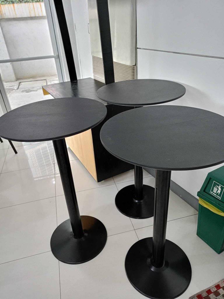 Cocktail table, Furniture & Home Living, Furniture, Tables & Sets on