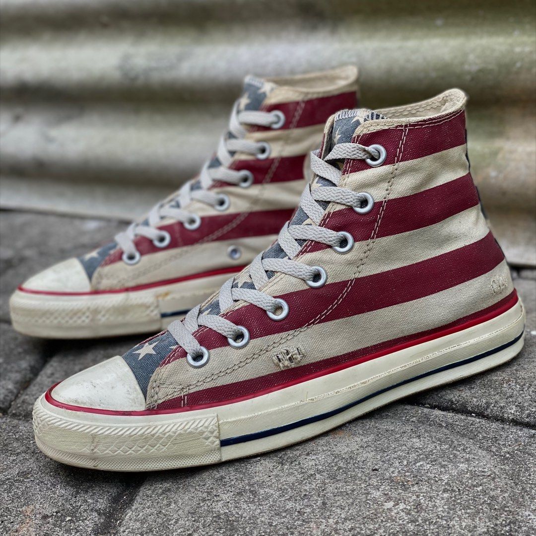 Sepatu converse american flag store