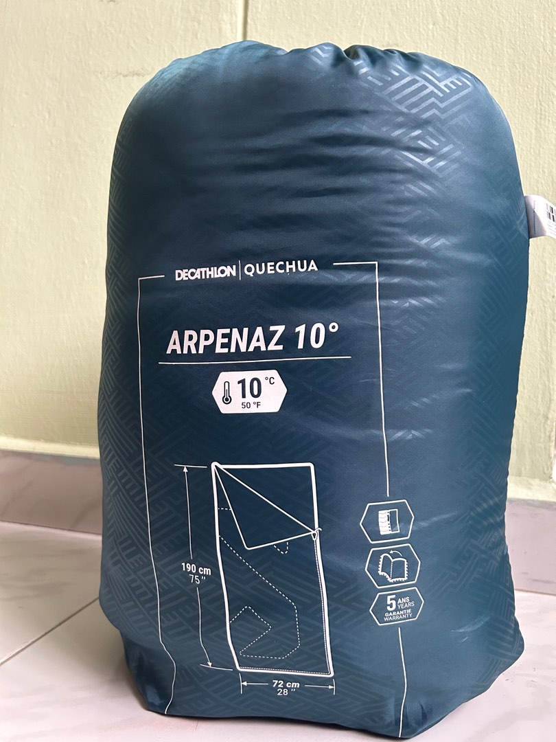 Decathlon Sleeping Bag 10 degrees, Sports Equipment, Other Sports