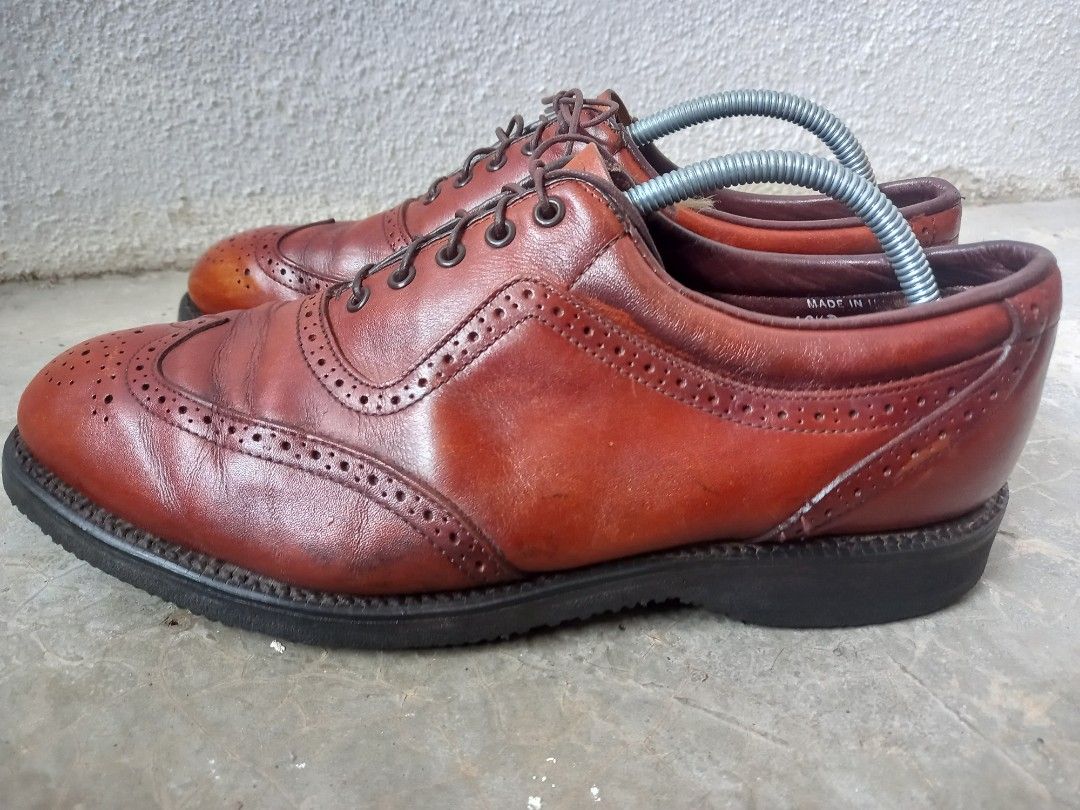 Dexter store wingtip shoes