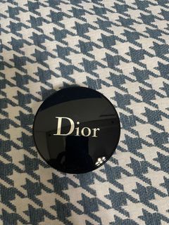 Dior氣墊粉餅盒