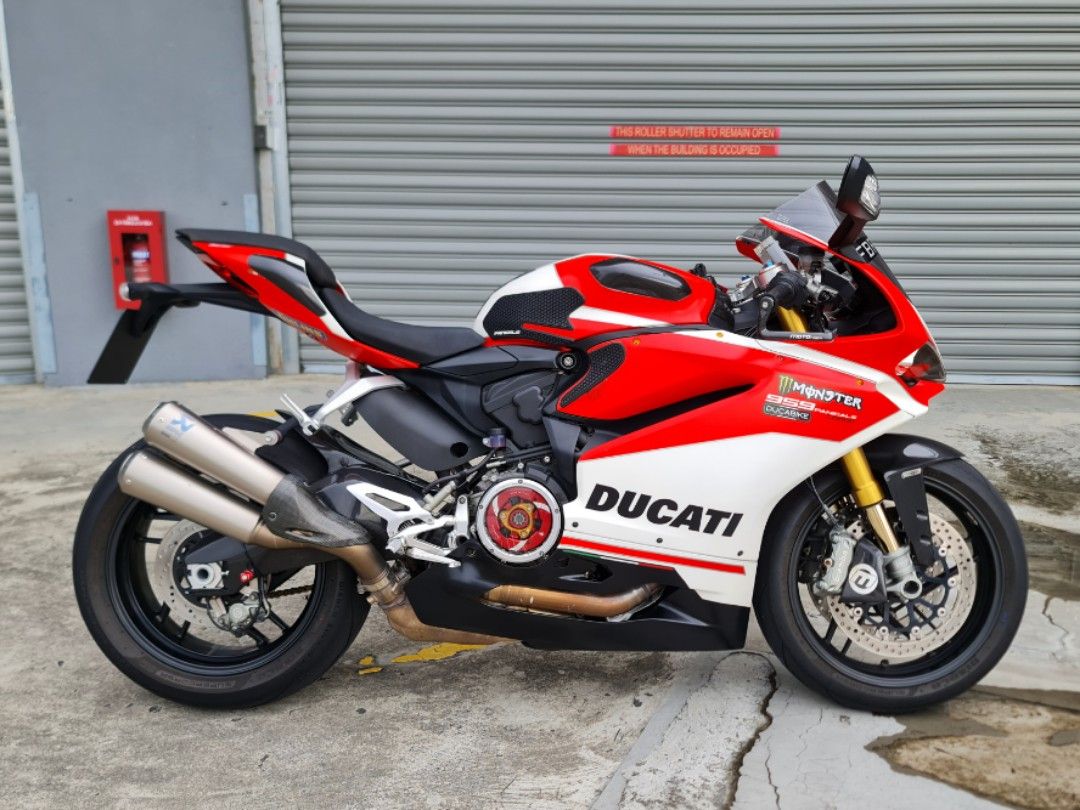 Ducati monster sales 959