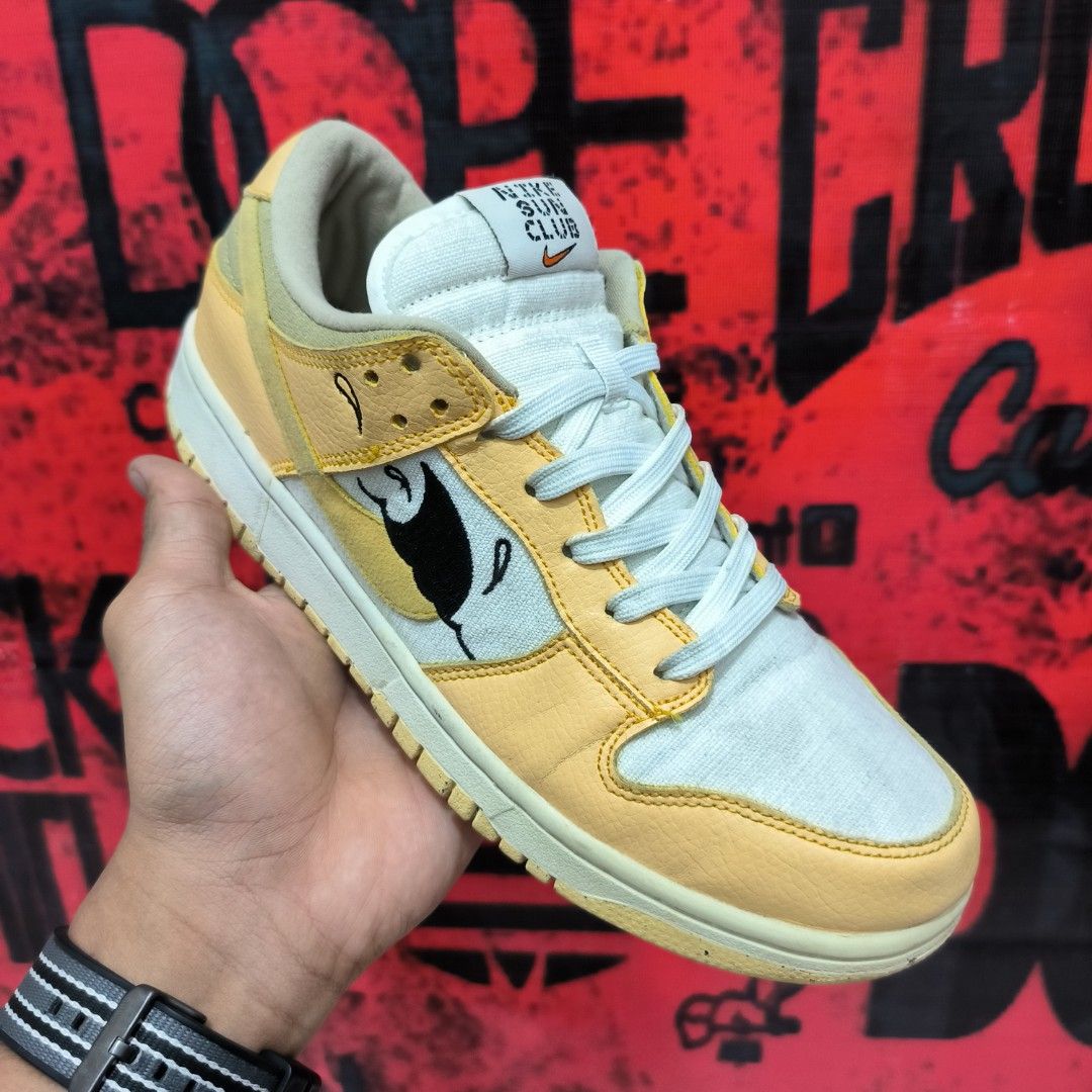 Nike Dunk Low Sun Club White/Yellow, Fesyen Pria, Sepatu