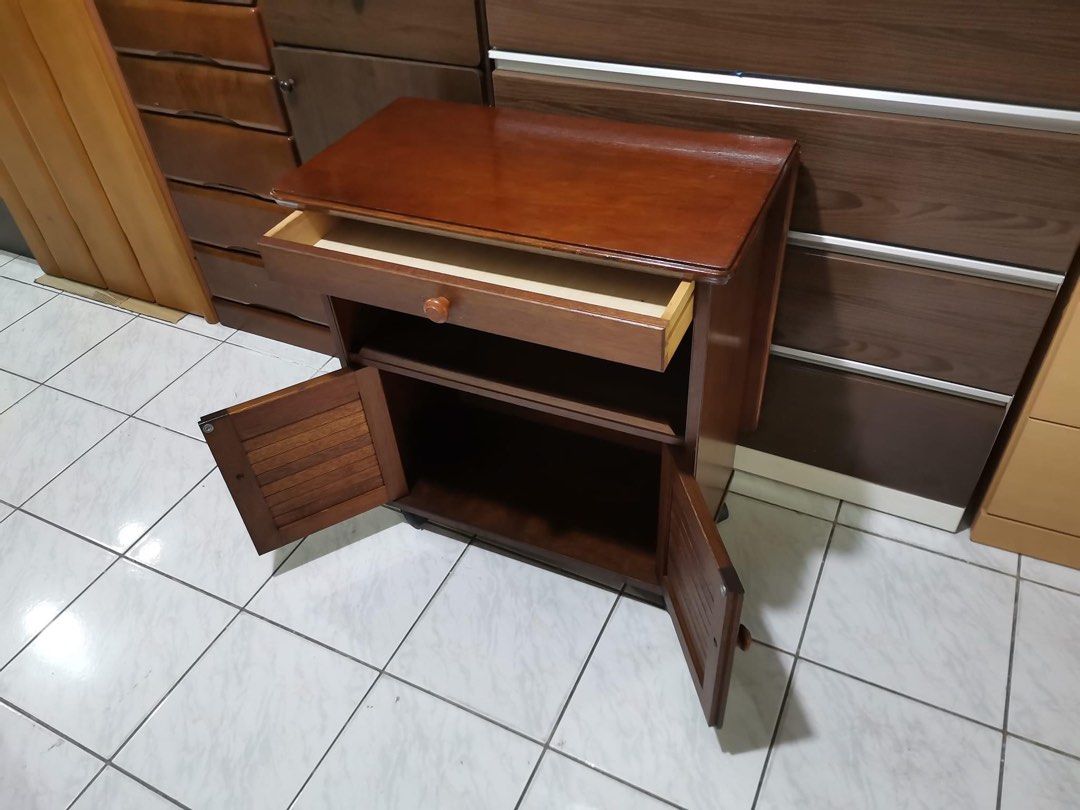 Expandable table Japan sueplus, Furniture & Home Living