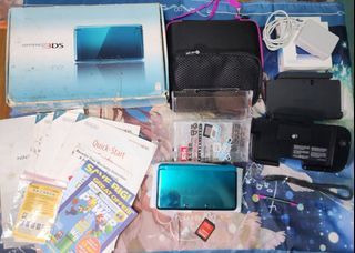 For Trade or Sale: Nintendo 3DS Aqua Blue (US Region; CFW) with Box and Inserts with all the trimmings!