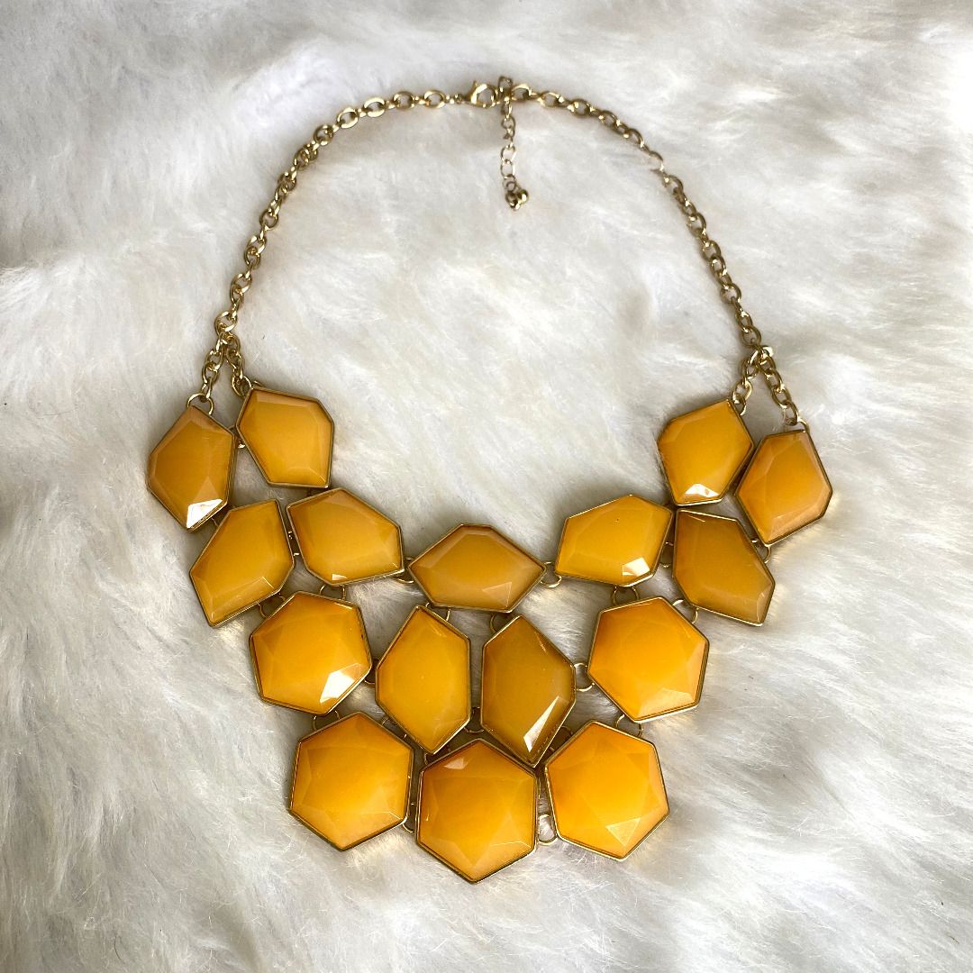 Yellow necklace clearance forever 21