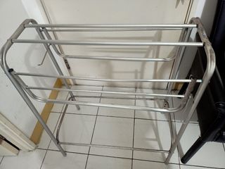 Jemuran handuk bekas