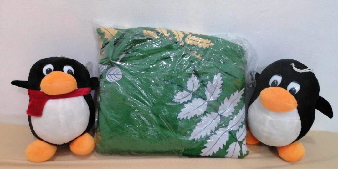 Garterized bedsheet and pillow cases (Category: Bedding & Towels) located in Rizal. Submitted by downunderhaul (Listing ID 1256233879, Image 2). Description: Selling very low puhunan nalang po 299 nalang po ☑️FULLGARTERIZED BEDSHEET ☑️ 2pcs 18x28" Overlap Pillowcase.