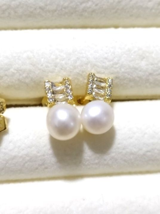 Real pearl new arrivals earrings