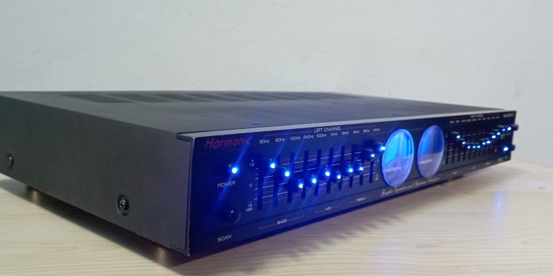 Harmonic Graphic Equalizer, Audio, Other Audio Equipment on Carousell