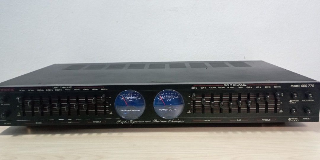 Harmonic Graphic Equalizer, Audio, Other Audio Equipment on Carousell