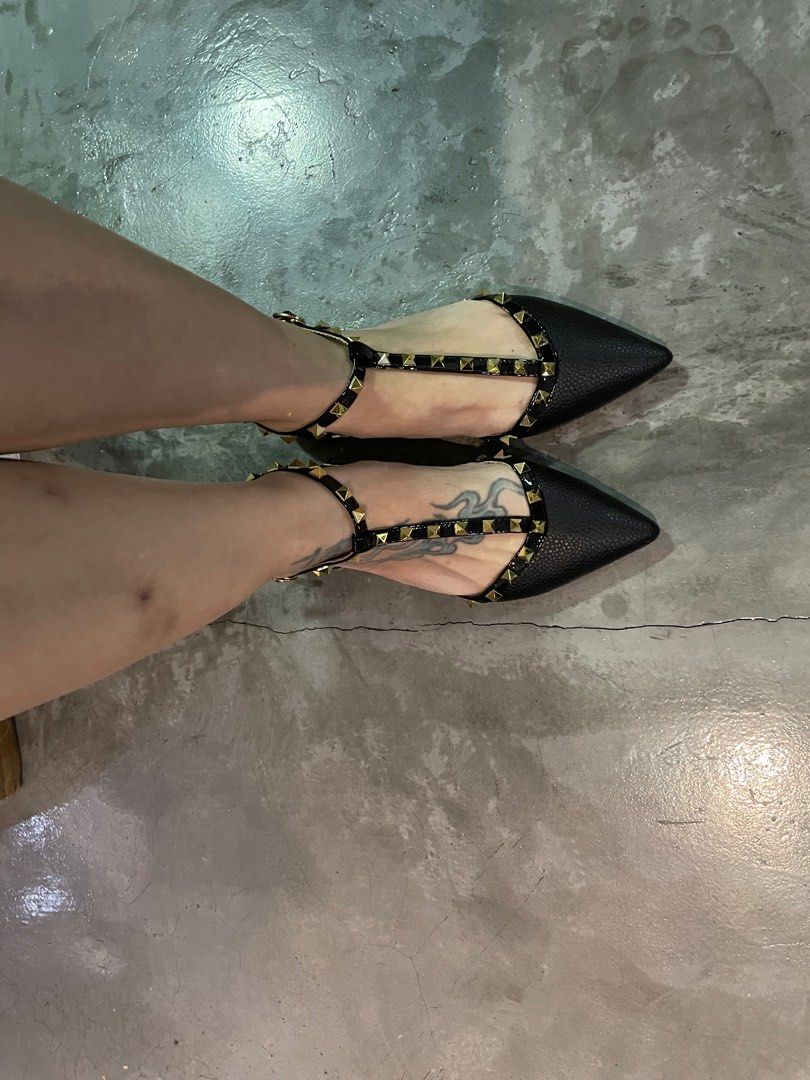 Heels with studs and spikes hotsell