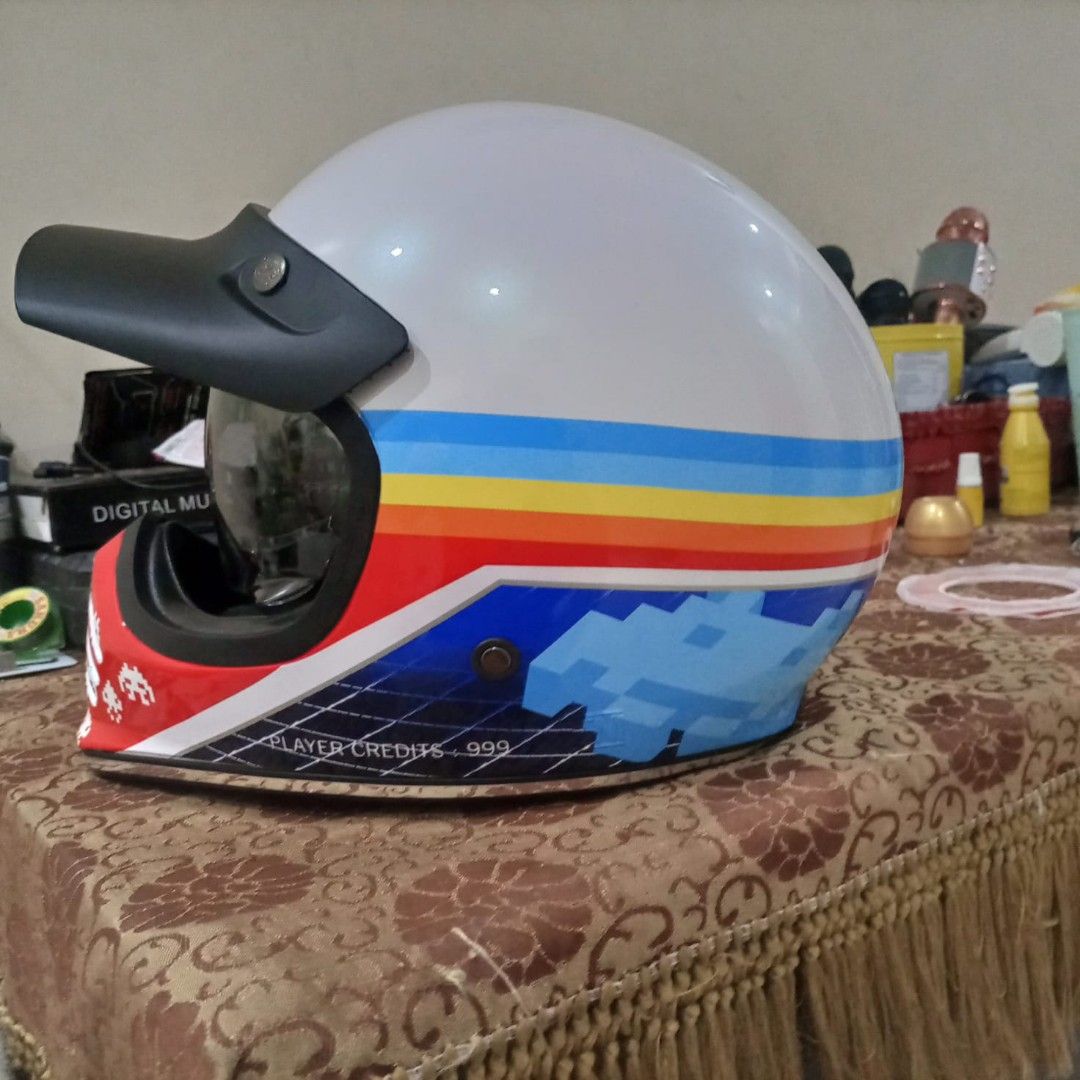 HELM JPX JP SIGNATURE RETRO CLASSIC L, Motor di Carousell
