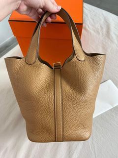 Hermes Picotin 18 Biscuit in GHW, Women's Fashion, Bags & Wallets, Purses &  Pouches on Carousell